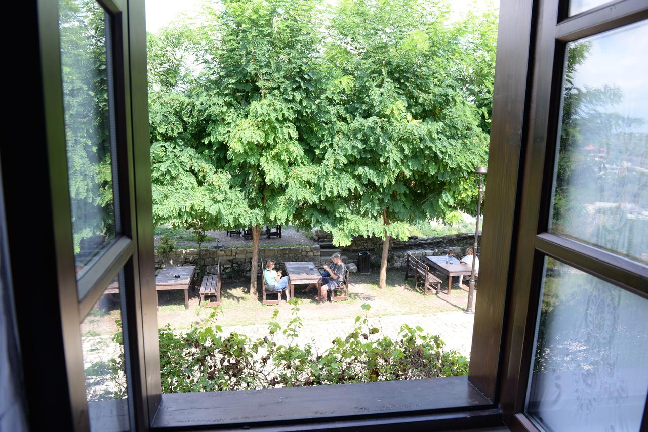 Guest House Iljesa Berat Exterior foto